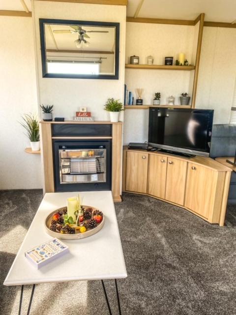 The Hygge Retreat At 7 Lakes Country Park, Lincolnshire Villa Crowle  Exteriör bild