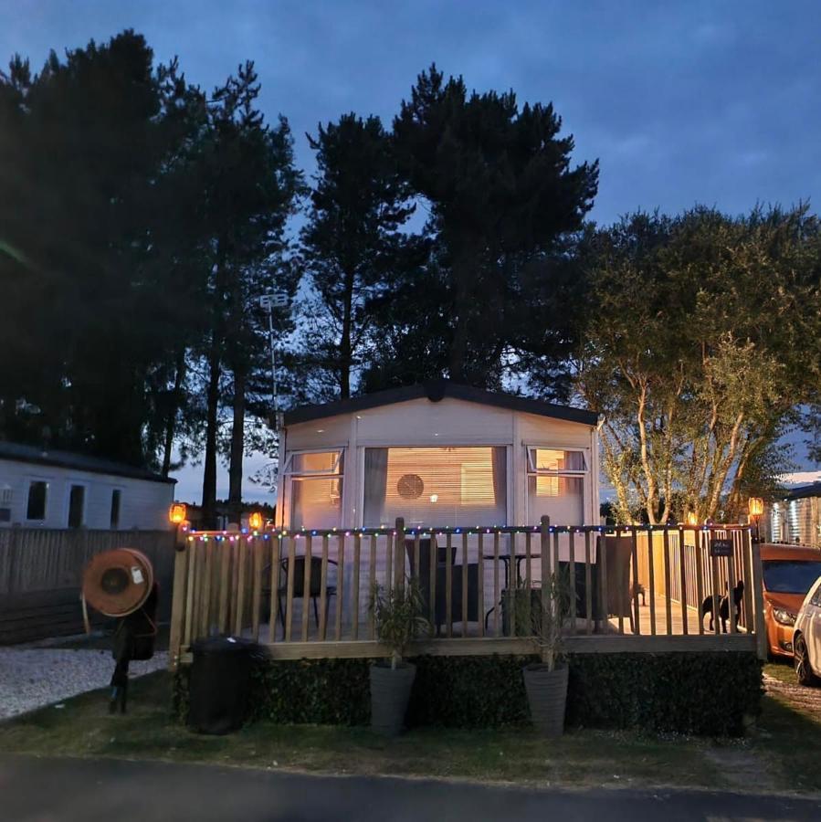The Hygge Retreat At 7 Lakes Country Park, Lincolnshire Villa Crowle  Exteriör bild